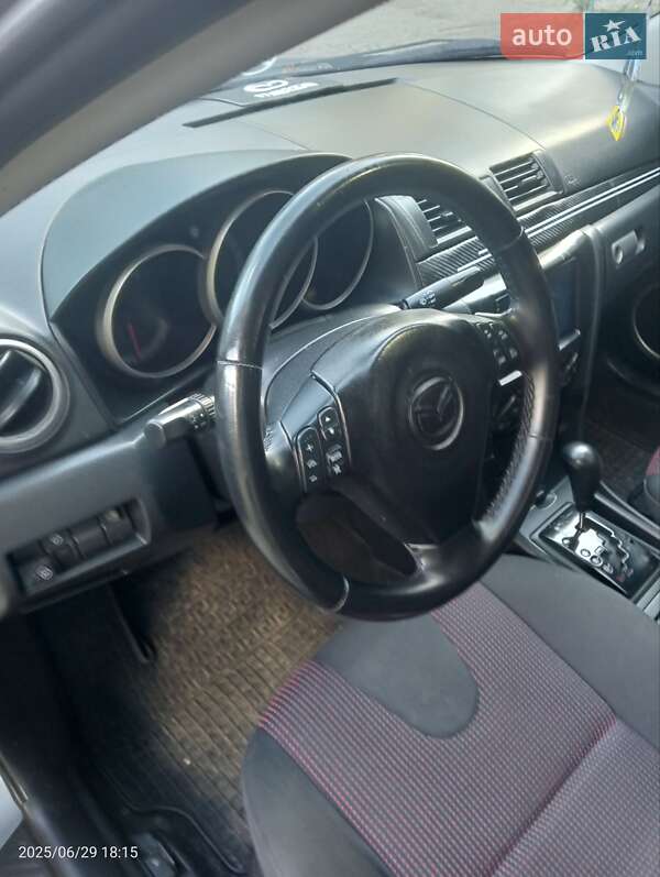 Седан Mazda 3 2004 в Полтаве