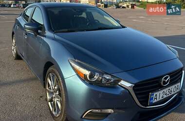 Хэтчбек Mazda 3 2018 в Киеве