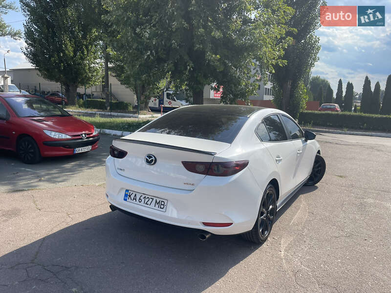 Седан Mazda 3 2020 в Киеве