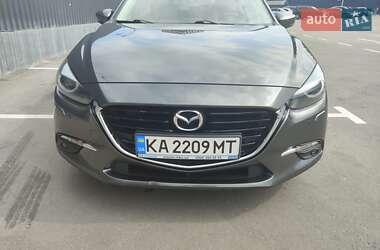 Хэтчбек Mazda 3 2018 в Киеве