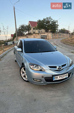 Хэтчбек Mazda 3 2006 в Николаеве