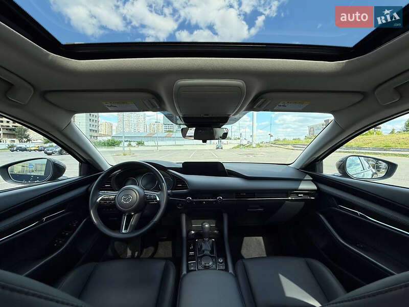 Седан Mazda 3 2024 в Киеве