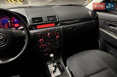 Хэтчбек Mazda 3 2007 в 