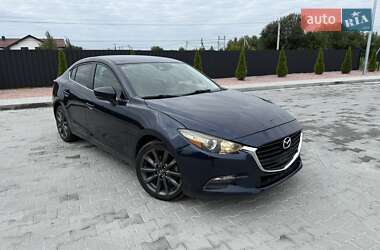 Седан Mazda 3 2018 в 