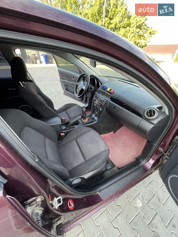 Хэтчбек Mazda 3 2007 в Локачах