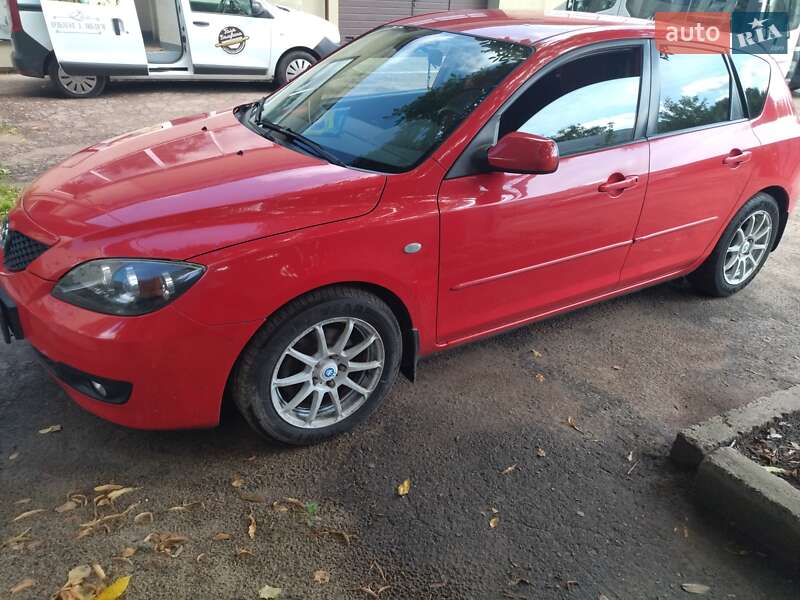 Хэтчбек Mazda 3 2007 в 