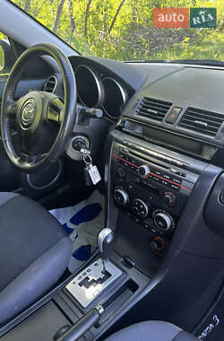 Хэтчбек Mazda 3 2008 в 