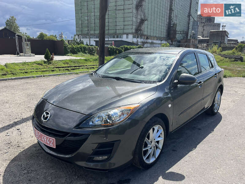 Хэтчбек Mazda 3 2009 в Ахтырке