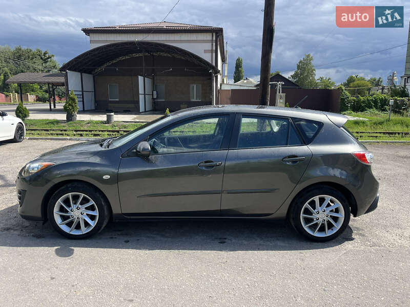 Хэтчбек Mazda 3 2009 в Ахтырке