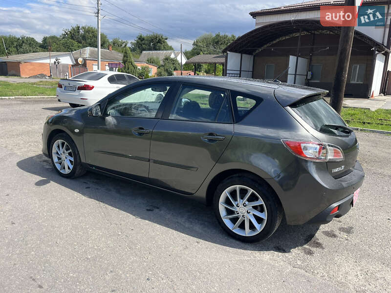 Хэтчбек Mazda 3 2009 в Ахтырке
