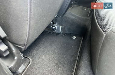 Хэтчбек Mazda 3 2009 в 