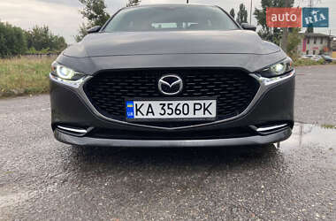 Седан Mazda 3 2022 в 