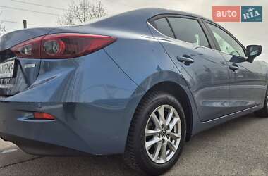 Седан Mazda 3 2017 в 