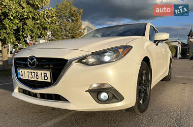 Седан Mazda 3 2015 в 