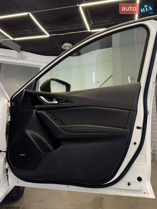 Седан Mazda 3 2015 в Києві фото 33 Седан Mazda 3 2015 в Києві