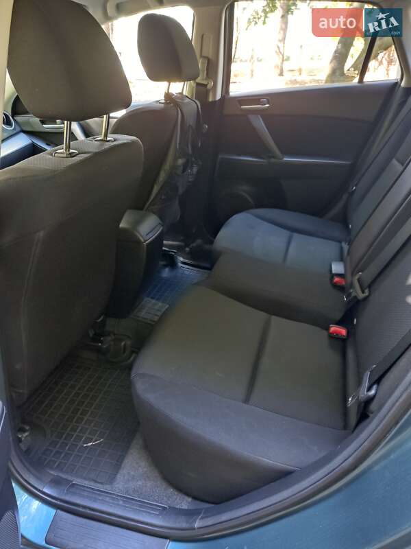 Хетчбек Mazda 3 2010 в Жовтих Водах