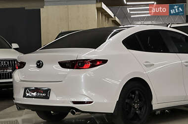 Седан Mazda 3 2021 в 