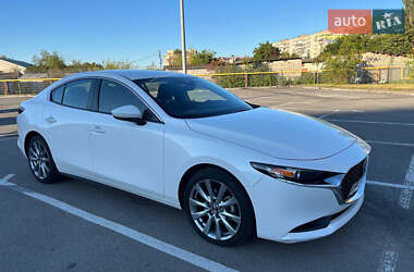 Седан Mazda 3 2021 в Ивано-Франковске