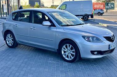 Хэтчбек Mazda 3 2006 в 