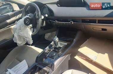 Седан Mazda 3 2023 в 