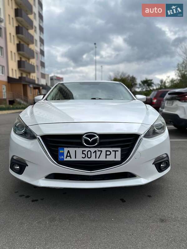 Седан Mazda 3 2013 в Киеве