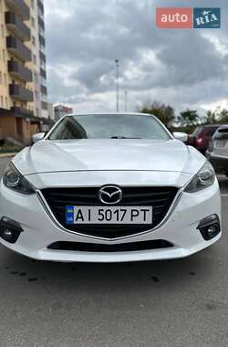 Седан Mazda 3 2013 в 