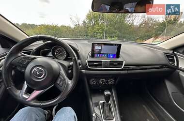 Седан Mazda 3 2013 в 