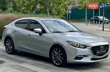 Седан Mazda 3 2017 в 