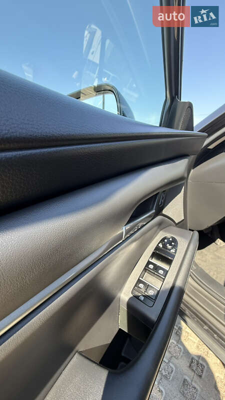 Седан Mazda 3 2020 в Вишгороді