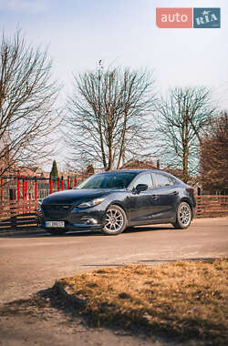 Седан Mazda 3 2015 в 