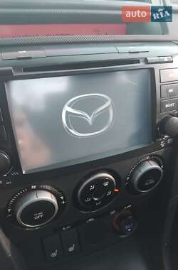Седан Mazda 3 2006 в 