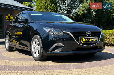Седан Mazda 3 2016 в Львові