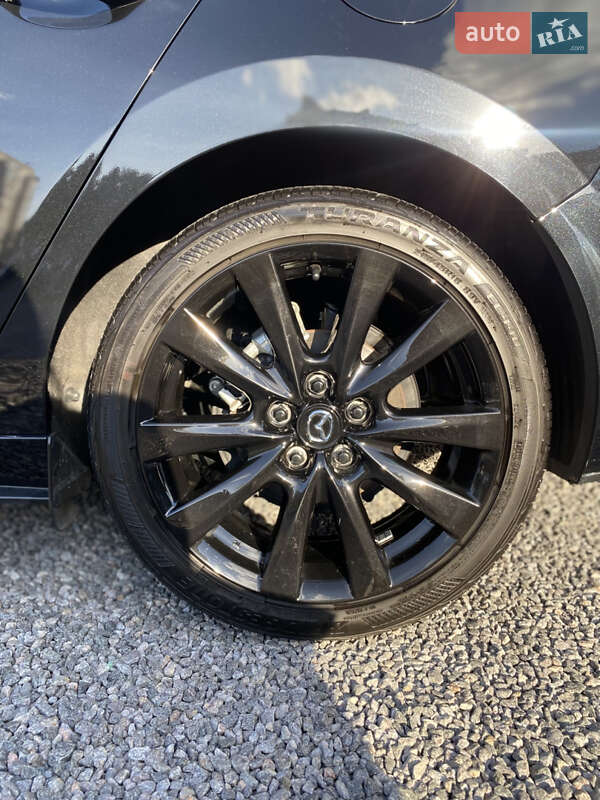 Седан Mazda 3 2023 в Виннице
