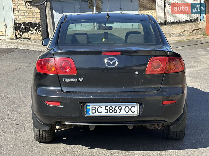 Седан Mazda 3 2004 в Киеве