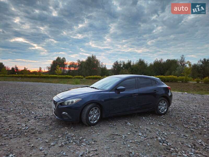 Хэтчбек Mazda 3 2014 в 