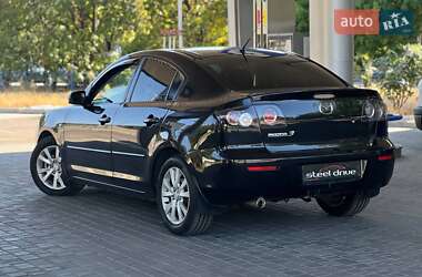 Седан Mazda 3 2008 в 