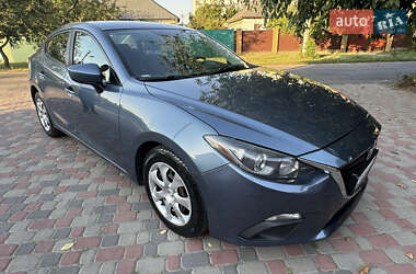 Седан Mazda 3 2015 в 