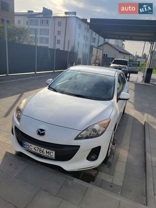 Хетчбек Mazda 3 2011 в Самборі