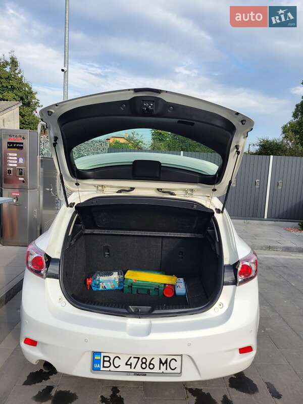 Хетчбек Mazda 3 2011 в Самборі