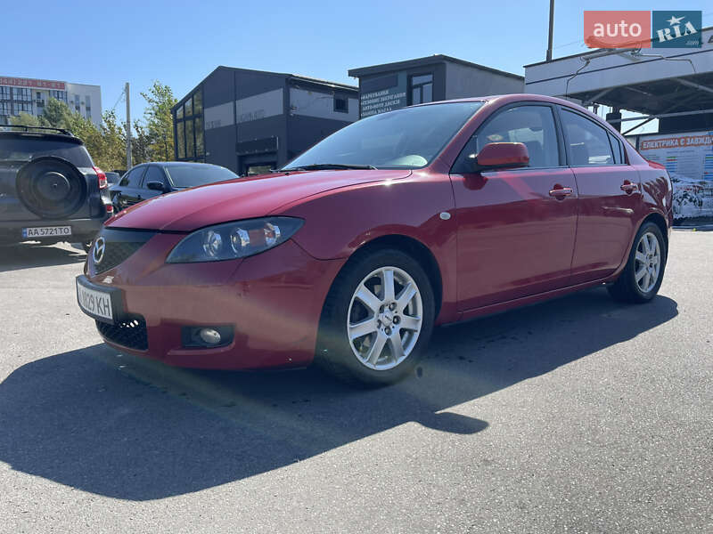 Седан Mazda 3 2006 в 