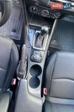 Седан Mazda 3 2015 в 