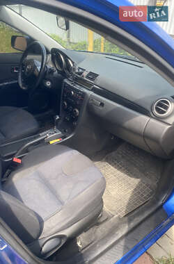 Хэтчбек Mazda 3 2003 в 