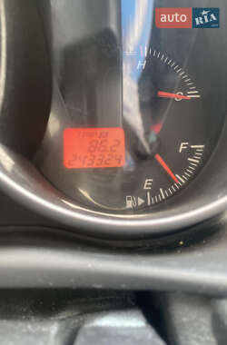 Хэтчбек Mazda 3 2003 в 