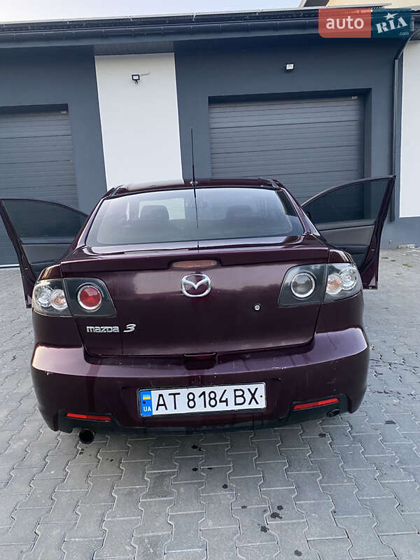 Седан Mazda 3 2006 в Богородчанах