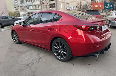 Седан Mazda 3 2016 в 