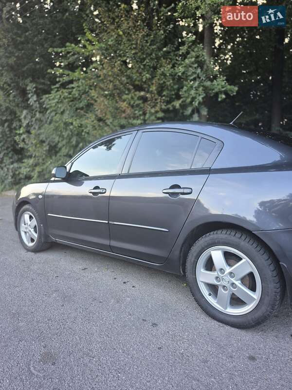 Седан Mazda 3 2007 в Виннице