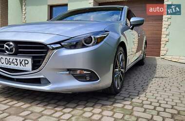 Седан Mazda 3 2018 в 