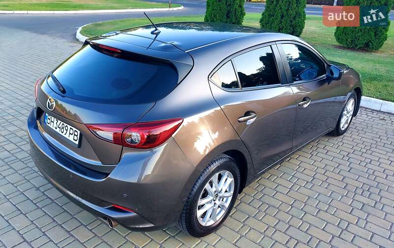 Хетчбек Mazda 3 2016 в Одесі