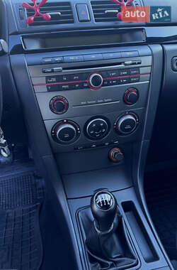 Хэтчбек Mazda 3 2007 в 