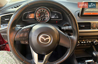 Седан Mazda 3 2015 в 